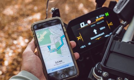 TomTom and BMW Motorrad provide in-bike navigation via app