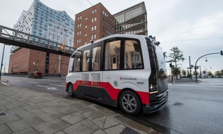 HEAT: an autonomous shuttle bus drives Hamburg’s streets