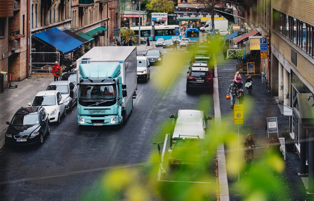 Volvo Trucks begins electrification transition in Sweden